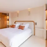 Tinah Hotel