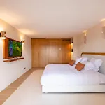Hotel Tinah