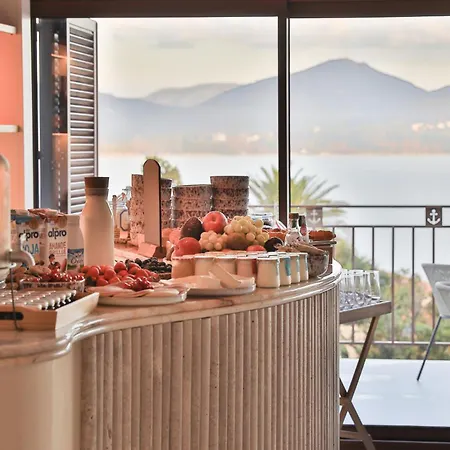 Otel Tinah Saint-Tropez