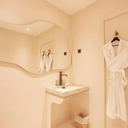 Hotel Tinah Saint Tropez