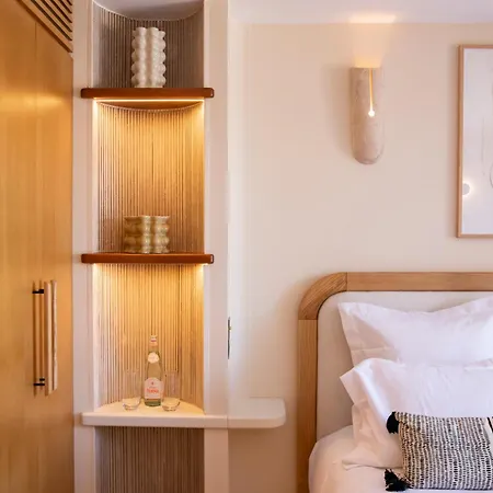 Hotel Tinah Saint Tropez
