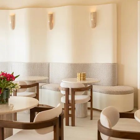 Tinah 4* Saint-Tropez