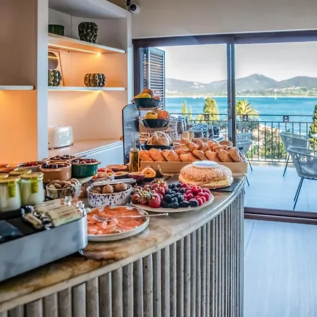 Otel Tinah Saint-Tropez