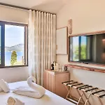 Tinah Hotel Saint-Tropez