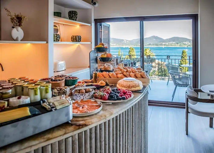 Hotel Tinah Saint-Tropez